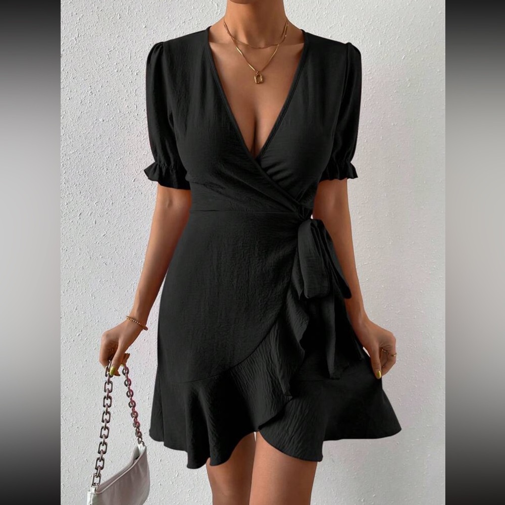 Black short dress